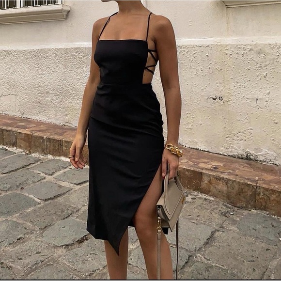 Dress - Picture 2 of 4